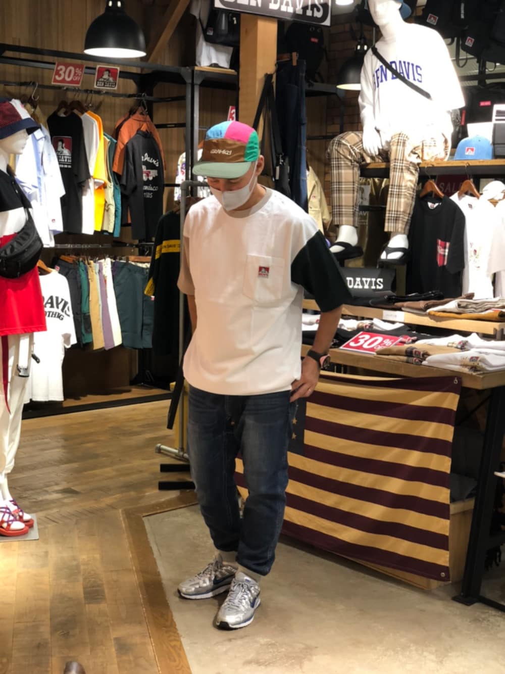 「アウトドアスタイル、アウトドアミックス、大人カジュアル、大人コーデ、ビッグシルエット、おしゃれさんと繋がりたい」｜「Gramicciの【GRAMICCI/グラミチ】SHELL JET CAP（キャップ、その他）」を使った、iuriurさん（メンズ・175cm）の夏コーディネートの1枚目の写真