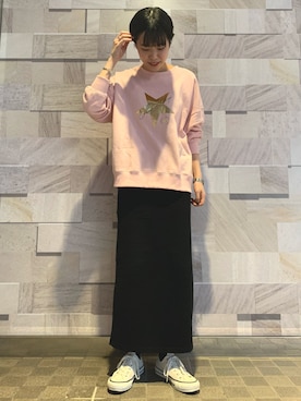「CONVERSE TOKYO（コンバーストウキョウ）のアイテム」を使った、SARINAさん（レディース・168cm）の秋コーディネート