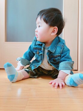 「babygap」｜「アイテム（デニムジャケット）」を使った、しゅんやさん（キッズ・70cm）の冬コーディネート