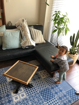 「アイテム（スタイ/よだれかけ、グレー系）」を使った、mayumineyさん（キッズ・70cm）の春コーディネート