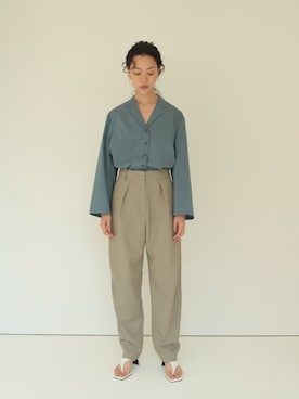 「日系极简」｜「アイテム（スラックス）」を使った、许莹さん（レディース・165cm）の夏コーディネート