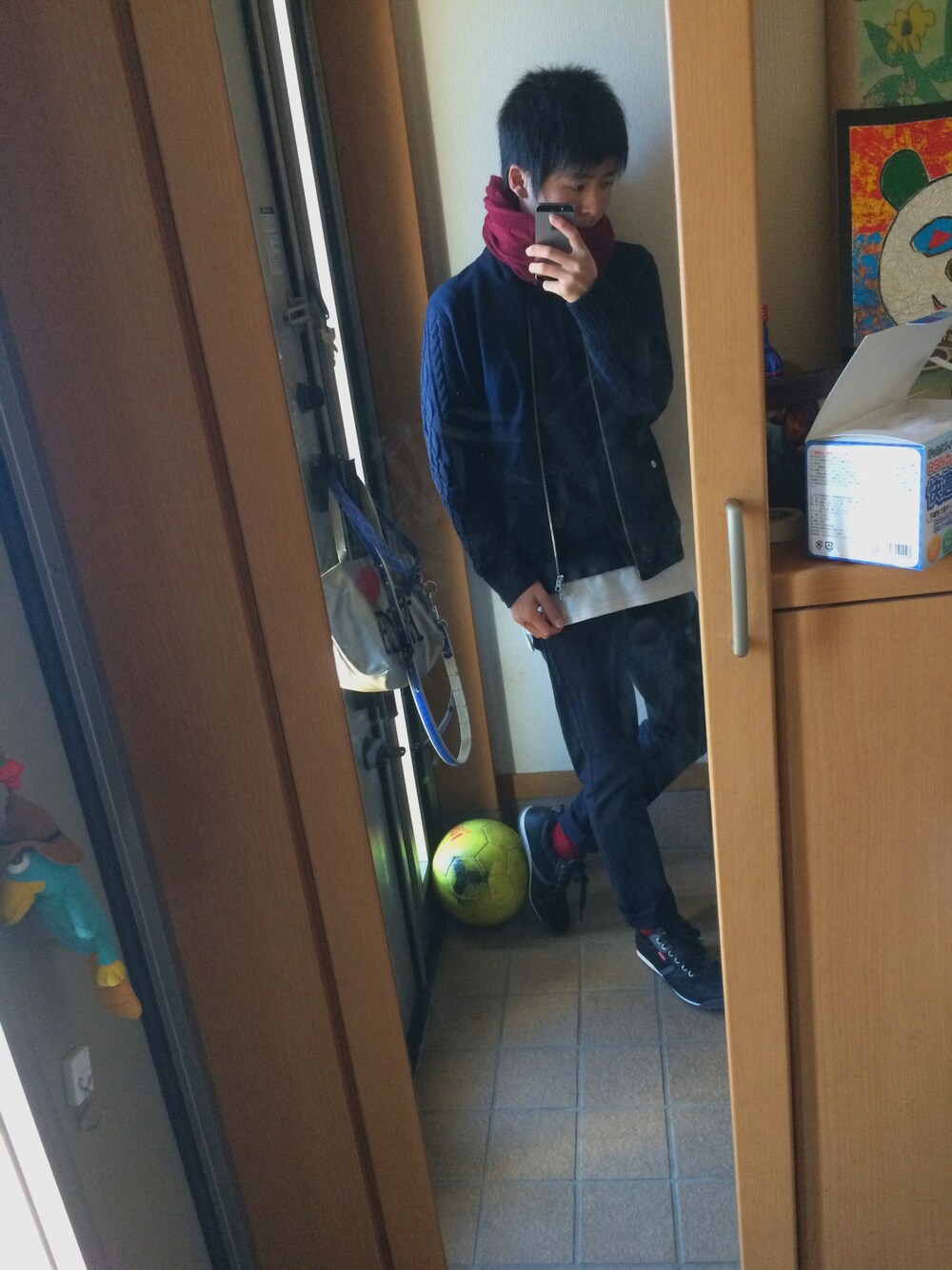 「RAGEBLUEのアイテム（トップス、ブラック系）」を使った、てつさん（メンズ・166cm）の冬コーディネートの1枚目の写真
