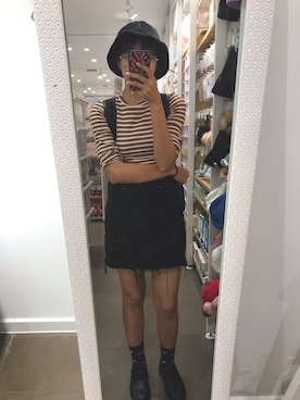 「PULL&BEAR（プルアンドベア）のアイテム（スカート）」を使った、白灼尼糯米さん（レディース・159cm）の秋コーディネート