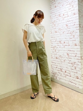 「アイテム（バッグ、ホワイト系）」を使った、村上さん（レディース・160cm）の夏コーディネート