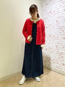 「シップス」｜「アイテム（ジャンパースカート）」を使った、村上さん（レディース・160cm）の秋コーディネート