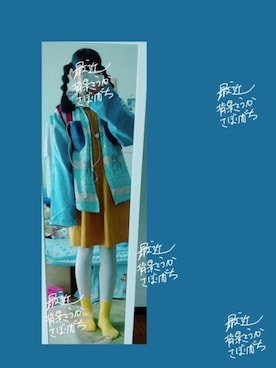 「白タイツ」｜年金さん（レディース・155cm・10代）の秋コーディネート