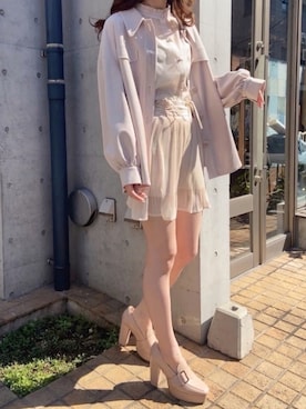 「オールホワイト」｜「アイテム（その他アウター）」を使った、𝒩𝒶𝓃𝒶🐈さん（レディース・158cm）の春コーディネート