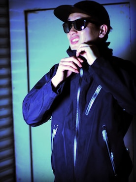 「STUSSY（ステューシー）のアイテム（マウンテンパーカー）」を使った、shoooooriさん（メンズ・176cm）の夏コーディネート