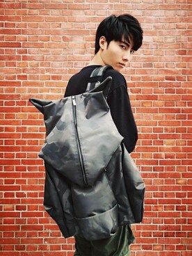 「Oribagu（オリバグ）のアイテム」を使った、ORIBAGU－折り紙バッグ－さん（メンズ・175cm）の夏コーディネート