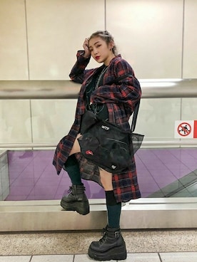 「Oribagu（オリバグ）のアイテム」を使った、ORIBAGU－折り紙バッグ－さん（レディース・160cm）の秋コーディネート