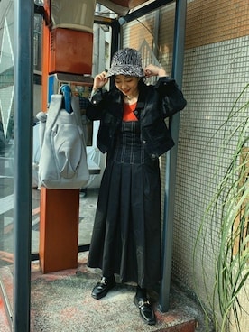 「アイテム（バックパック/リュック、グレー系）」を使った、ORIBAGU－折り紙バッグ－さん（レディース・160cm）の春コーディネート