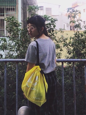 「FRDCのアイテム（Tシャツ/カットソー、グレー系）」を使った、Cerise ／セリースさん（レディース）の冬コーディネート