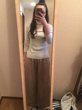 「GU（ジーユー）のアイテム（ニット/セーター、ホワイト系）」を使った、mayuさん（レディース・156cm）の春コーディネート