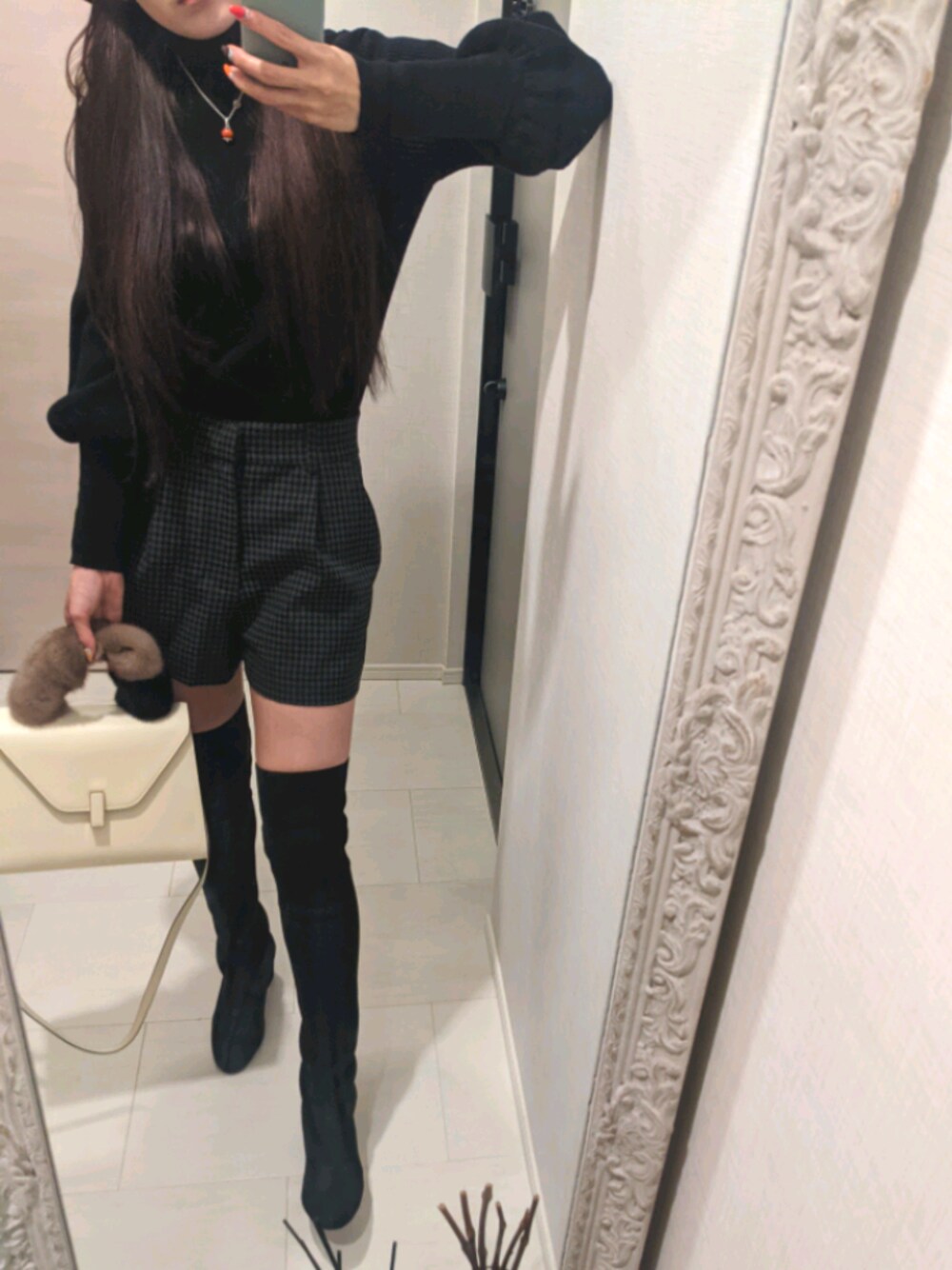 「DOUBLE STANDARD CLOTHINGのアイテム（ブーツ、ブラック系）」を使った、100039さん（レディース・158cm）の冬コーディネートの1枚目の写真