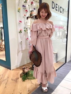 「DEICY（デイシー）のアイテム（帽子）」を使った、DEICYさん（レディース・159cm）の春コーディネート