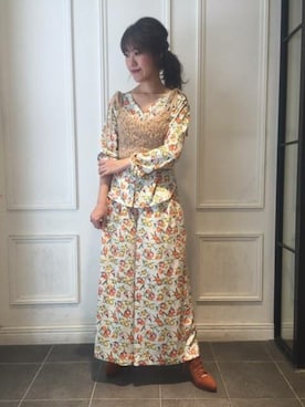 「アイテム（ブーティ、イエロー系）」を使った、DEICYさん（レディース・159cm）の秋コーディネート