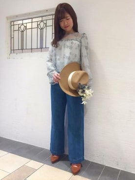 「アイテム（ブーティ、イエロー系）」を使った、DEICYさん（レディース・157cm）の冬コーディネート