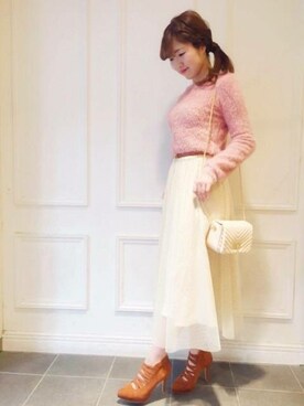 「アイテム（ブーティ、イエロー系）」を使った、DEICYさん（レディース・158cm）の冬コーディネート
