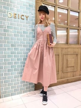 「ブラック」｜「アイテム（キャスケット）」を使った、DEICYさん（レディース・168cm）の秋コーディネート