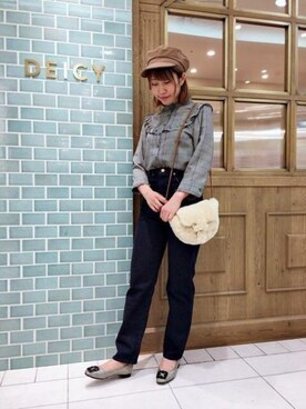 「シルバー」｜「アイテム（キャスケット）」を使った、DEICYさん（レディース・160cm）の秋コーディネート