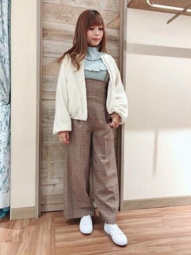 「ハイウエストパンツ」｜「アイテム（ブルゾン）」を使った、DEICYさん（レディース・160cm）の秋コーディネート