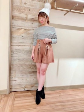 「キュロット」｜「アイテム（ニットキャップ/ビーニー）」を使った、DEICYさん（レディース・160cm）の秋コーディネート