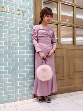 「アイテム（シャツ/ブラウス、ピンク系）」を使った、DEICYさん（レディース・160cm）の冬コーディネート