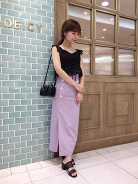 「ME COUTURE（ミークチュール）のアイテム（スカート）」を使った、DEICYさん（レディース・160cm）の春コーディネート