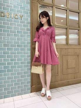 「アイテム（ワンピース、ピンク系）」を使った、DEICYさん（レディース・158cm）の春コーディネート