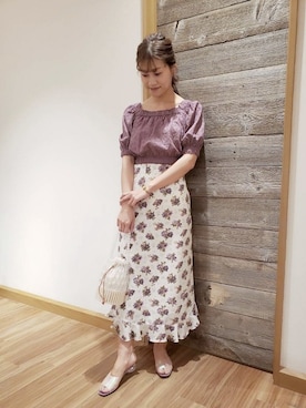 「アイテム（シューズ、パープル系）」を使った、DEICYさん（レディース・157cm）の冬コーディネート