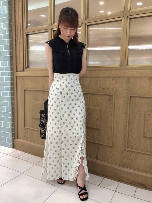 DEICY（デイシー）の「ドビードットレトロフラワースカート（スカート
