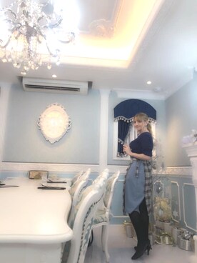 サラ・ネルキンさんのコーディネート