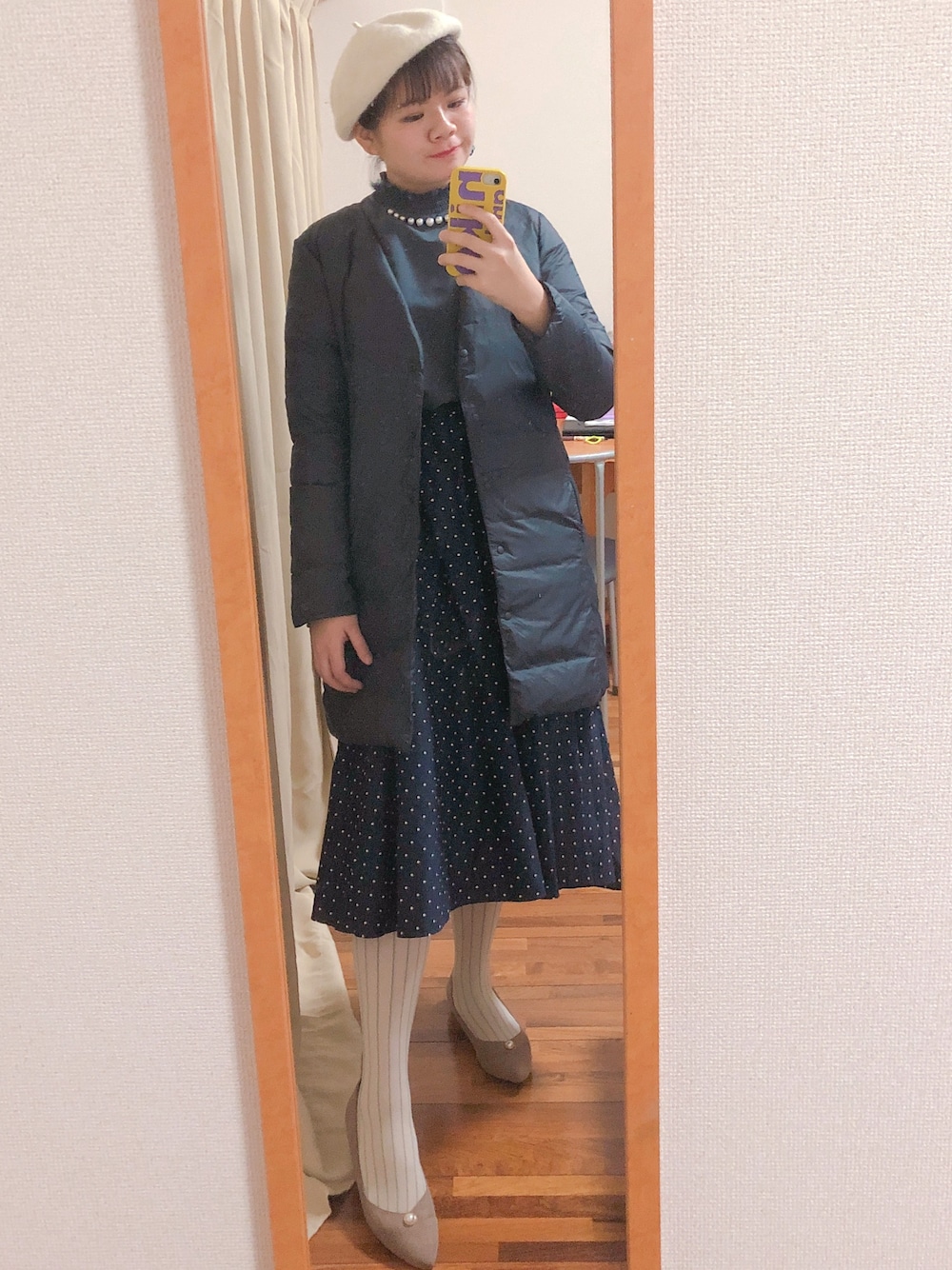 「お洒落さんとつながりたい、ブルーコーデ、ダウンジャケット、今日のコーデ」｜「UNIQLOのアイテム（スカート、ブルー系）」を使った、かおるんさん（レディース・163cm）の冬コーディネートの1枚目の写真