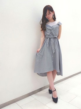 「オープンショルダー」｜「アイテム（シャツワンピース）」を使った、MIIAさん（レディース・155cm）の春コーディネート