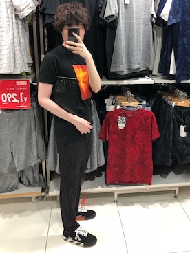 「HUGO BOSS（ヒューゴボス）のアイテム（パンツ）」を使った、NAOKIさん（メンズ・175cm）の秋コーディネート