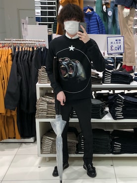 「GIVENCHY（ジバンシイ）のアイテム（スウェット）」を使った、NAOKIさん（メンズ・175cm）の秋コーディネート