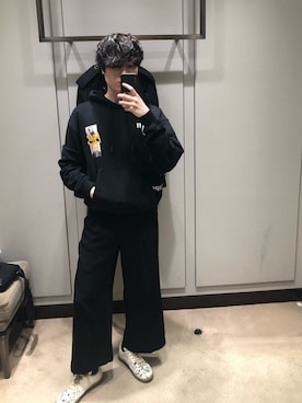 「OFF-WHITE」｜「アイテム（スラックス）」を使った、NAOKIさん（メンズ・175cm）の夏コーディネート