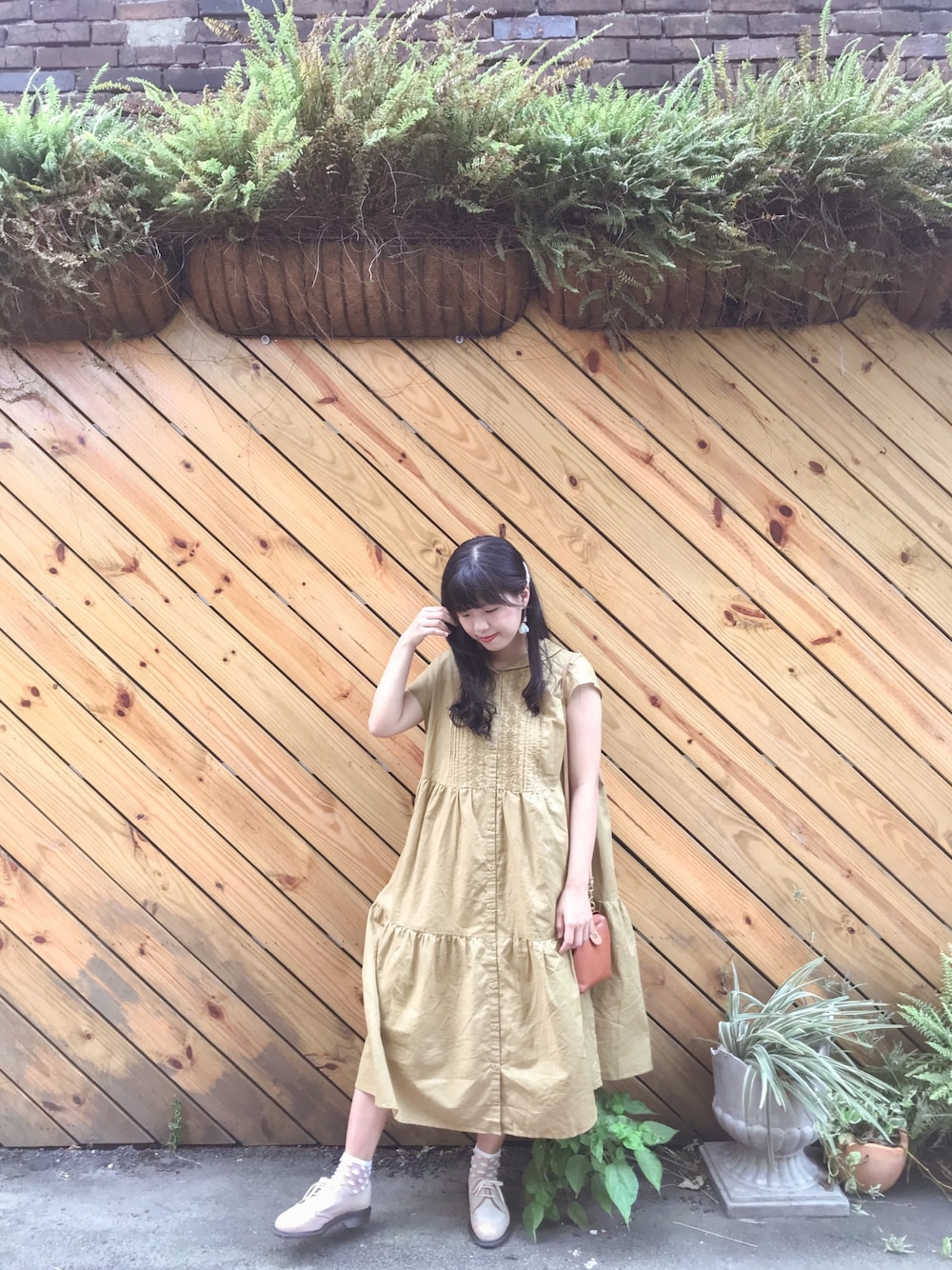 Dr. Martensのローファー（ベージュ系）を使った人気