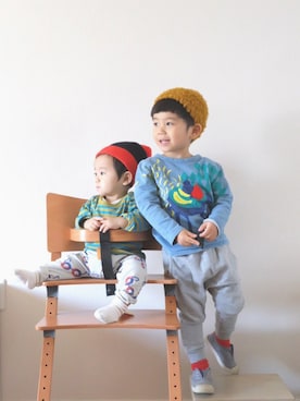 「柄×柄」｜「アイテム（スウェット）」を使った、nrmm2さん（キッズ・90cm）の秋コーディネート