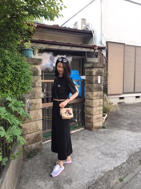 「UNIQLO（ユニクロ）のアイテム（スカート、ブラック系）」を使った、JWQさん（レディース）の春コーディネート