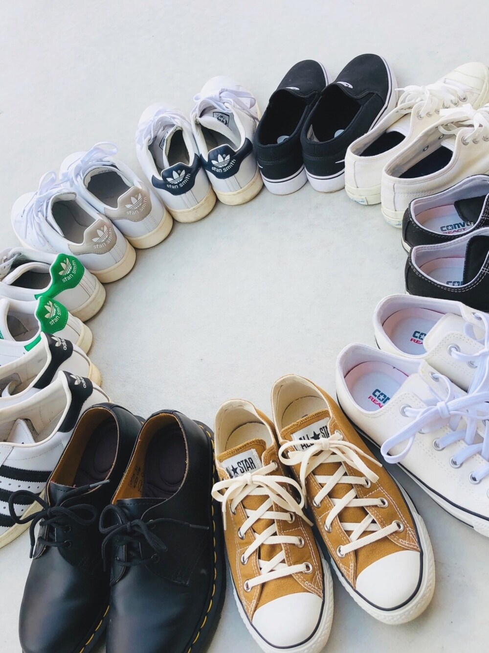 「wearhalloween2018、スニーカー、Dr.Martens、コンバース、チャックテイラー、ジャックパーセル、adidas、スーパースター80's、スタンスミス、NIKE」｜「Dr. MartensのDr.Martens 3 EYELET SHOE（その他シューズ、ブラック系）」を使った、ma.さん（レディース・154cm）の秋コーディネートの1枚目の写真