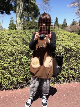 「カメラ女子」｜「アイテム（スニーカー）」を使った、yuriさん（レディース・163cm）の春コーディネート