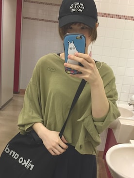 「AZUL（アズール）のアイテム（キャップ）」を使った、yuriさん（レディース・163cm）の夏コーディネート