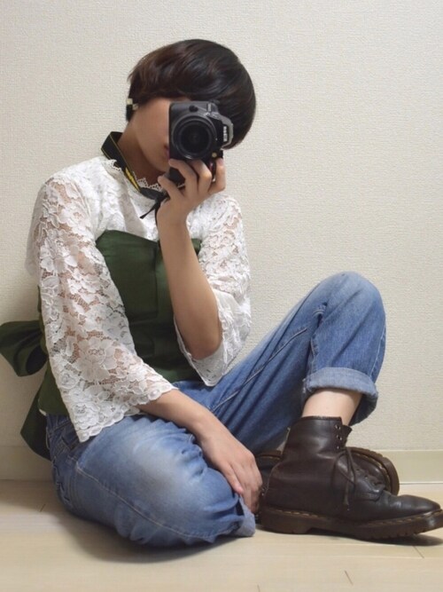 てん is wearing Nikon