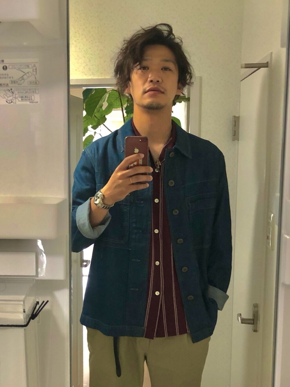 「デニムジャケットコーデ、ワークミックス、男臭い、ポインテッドカラー」｜「LEMAIREのアイテム（デニムジャケット、ブルー系）」を使った、ケンポンさん（メンズ・180cm）の夏コーディネートの1枚目の写真