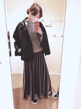 「Kastane（カスタネ）のマルチストライプニットスカート（スカート）」を使った、ジュリさん（レディース・163cm）の秋コーディネート