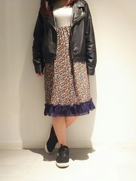 「OLIVE des OLIVE（オリーブデオリーブ）のアイテム（ライダースジャケット）」を使った、かなこさん（レディース・150cm）の秋コーディネート