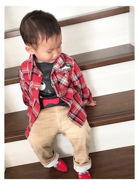 「babygap」｜「アイテム（チノパンツ）」を使った、♡さん（キッズ・90cm）の秋コーディネート