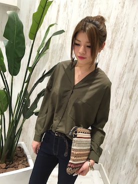 「スキッパーシャツ」｜SpRay名古屋茶屋店さん（レディース・168cm）の冬コーディネート