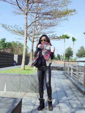 「leatherpants」｜Joさん（レディース・160cm）の冬コーディネート